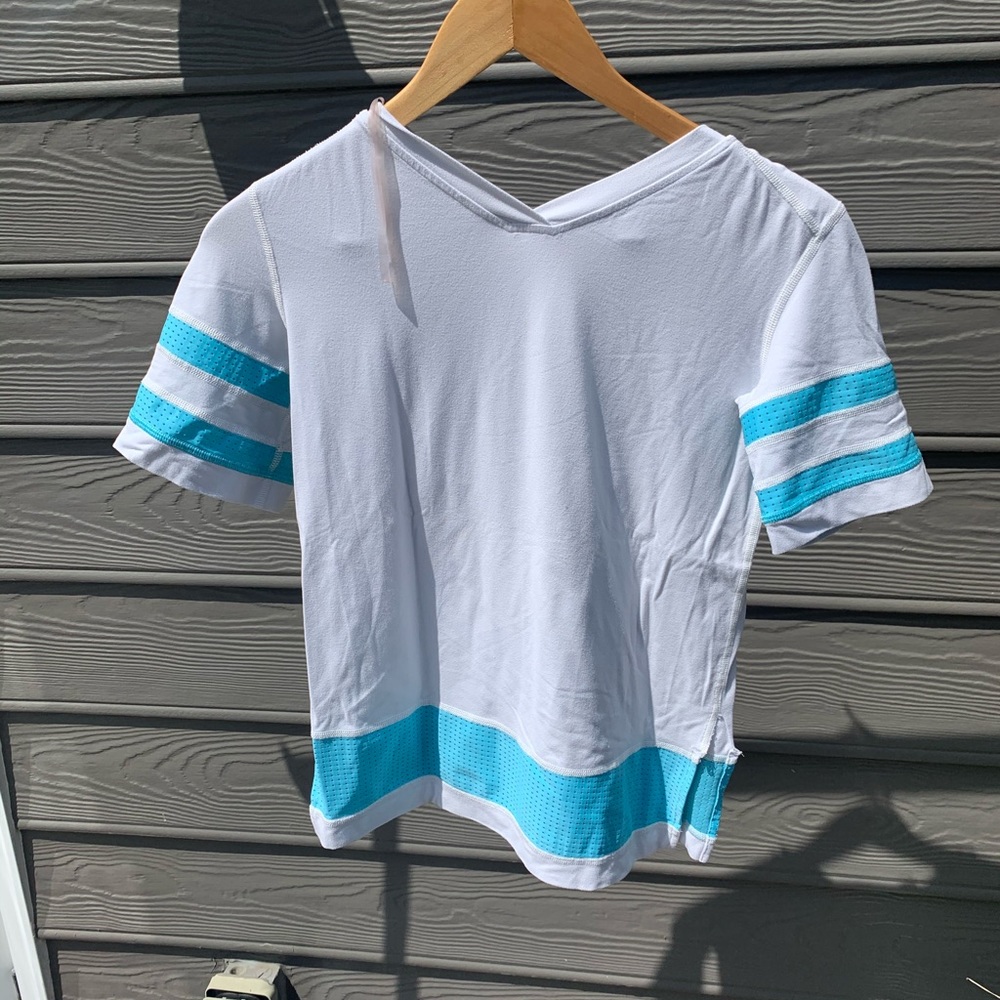 ivivva t shirt